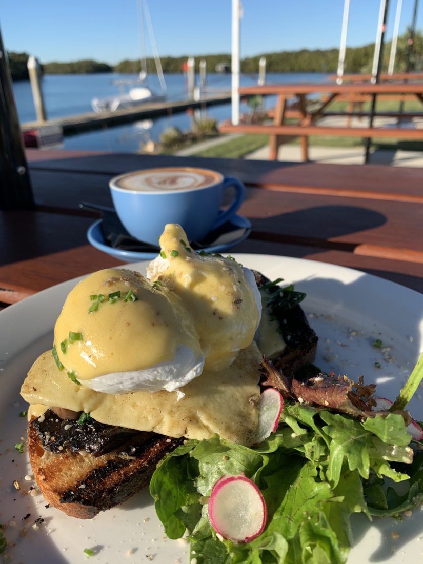 yacht lunch brisbane