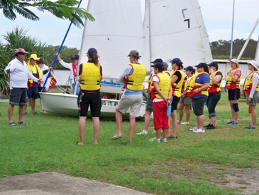 catamaran sailing courses queensland